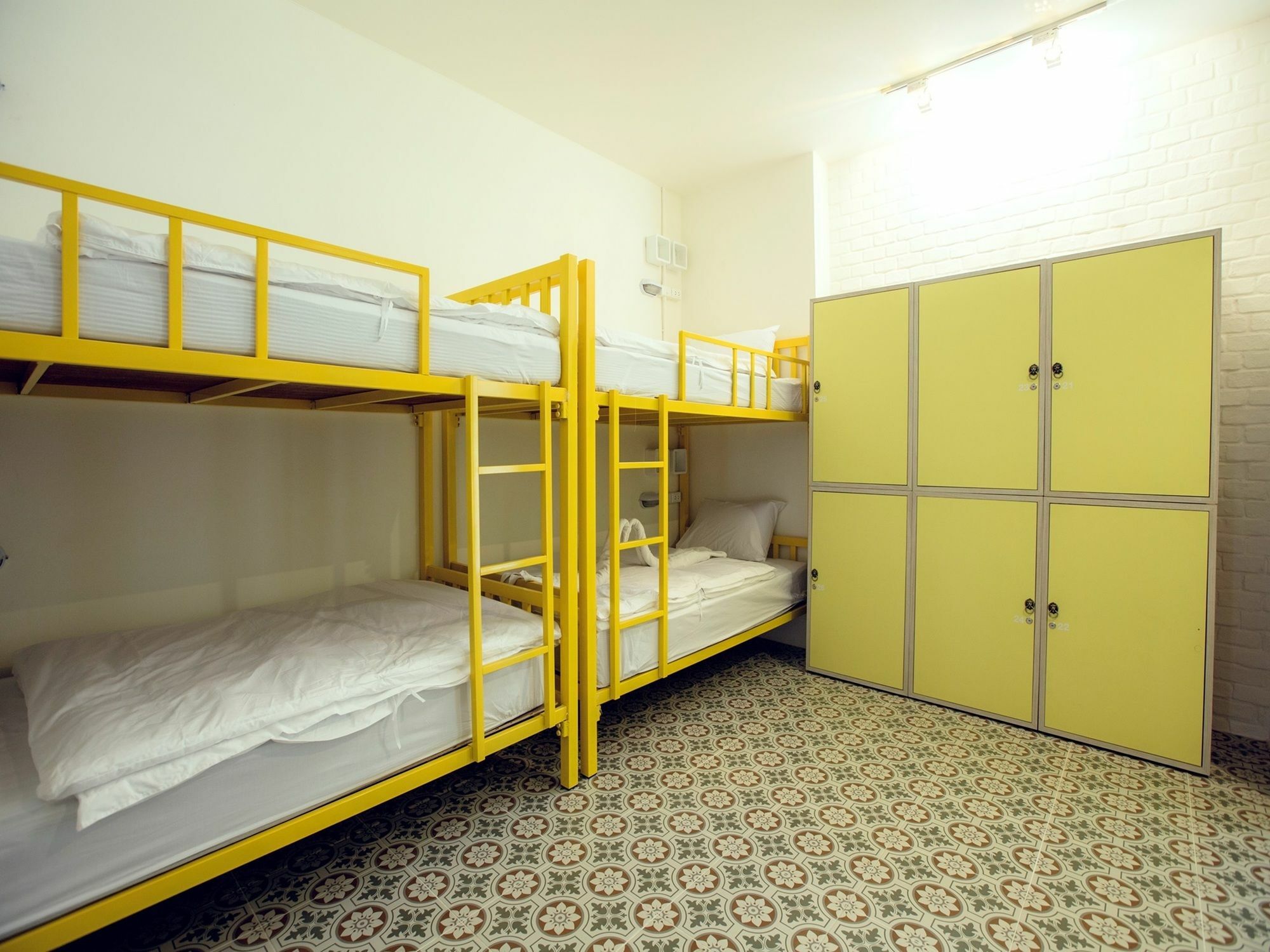 Sino Hostel @ Kata Phuket Kültér fotó